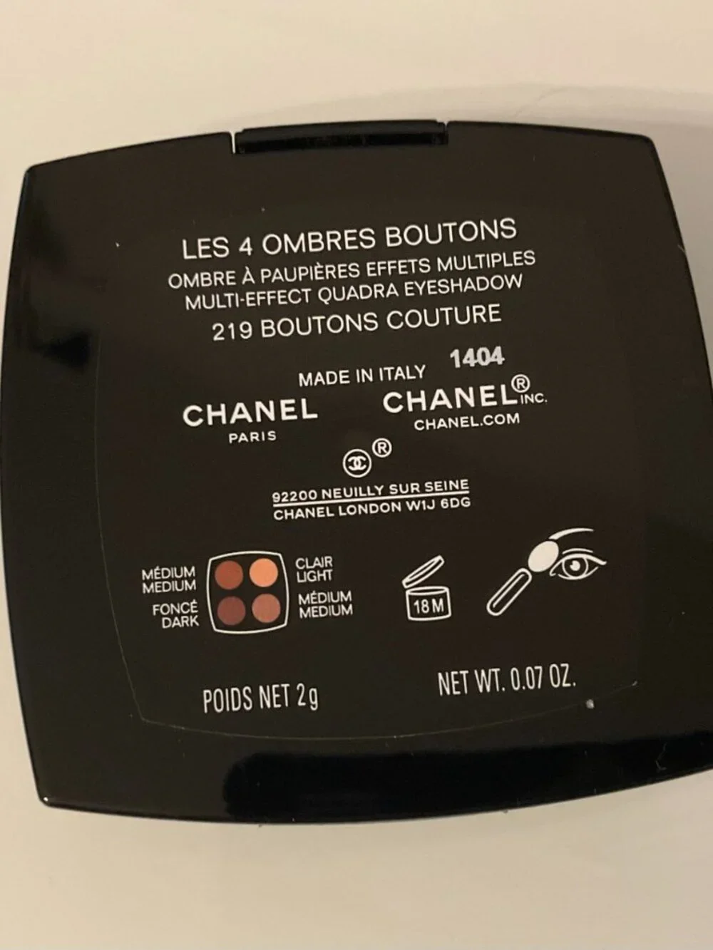 CHANEL LES 4 OMBRES BOUTONS Multi-effect Quadra Eyeshadow, 219 - BOUTONS COUTURE
